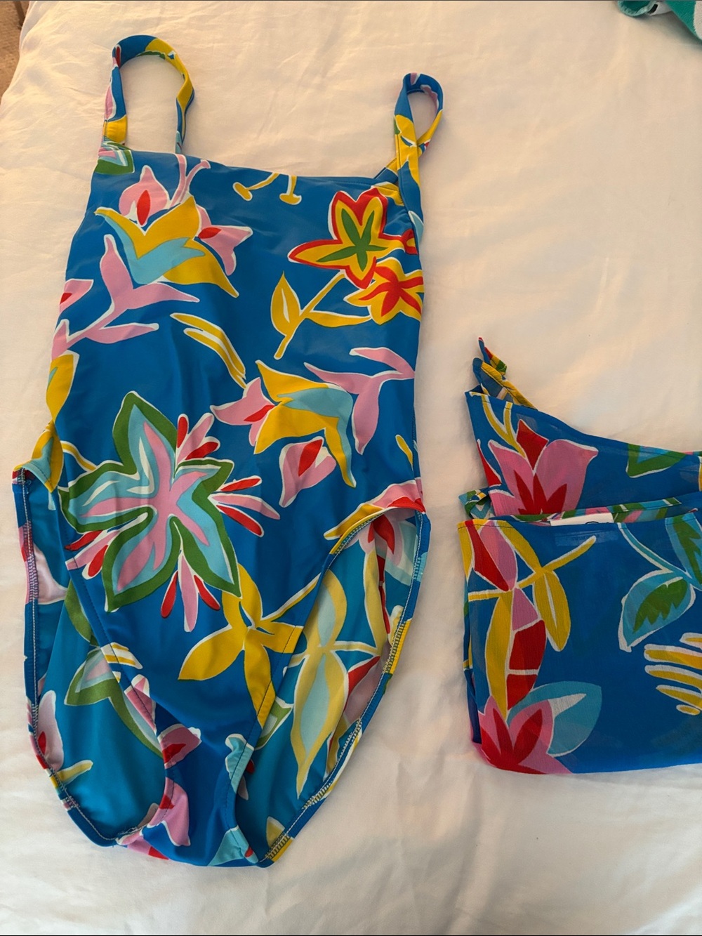 Oscar de la Renta Blue Floral One-Piece Swimsuit with Multicolor Print